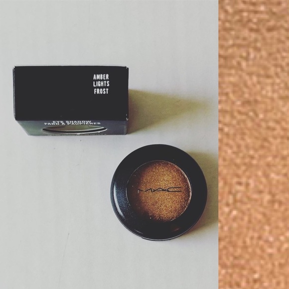 MAC Cosmetics Frost Single Eyeshadow Amber Lights - Picture 1 of 9